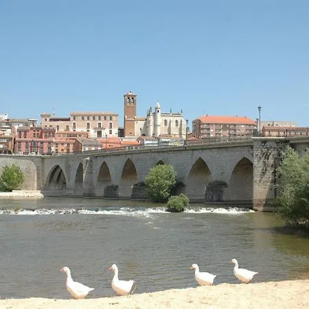 Puerta La Pensión