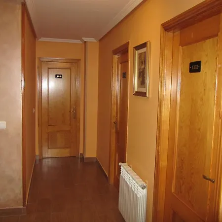 Puerta La 2*