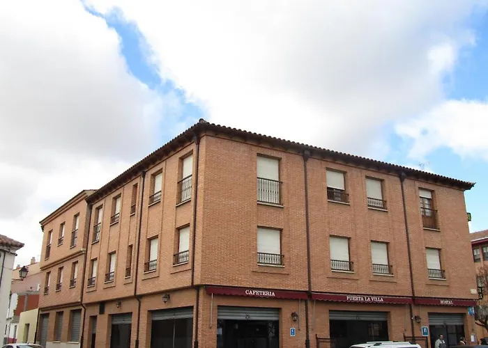 Puerta La Tordesillas