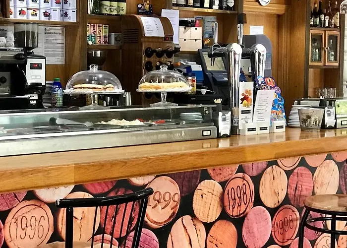 Puerta La Pensión 2*