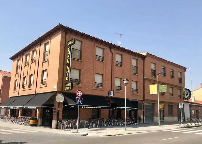 Puerta La Pensión 2*