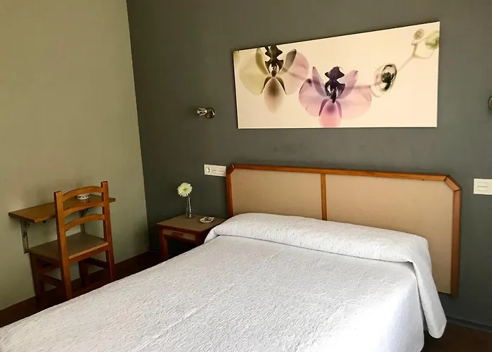 Puerta La Pensión Tordesillas