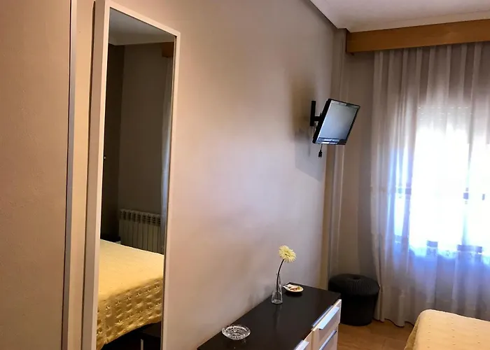 Puerta La Pensionat 2*